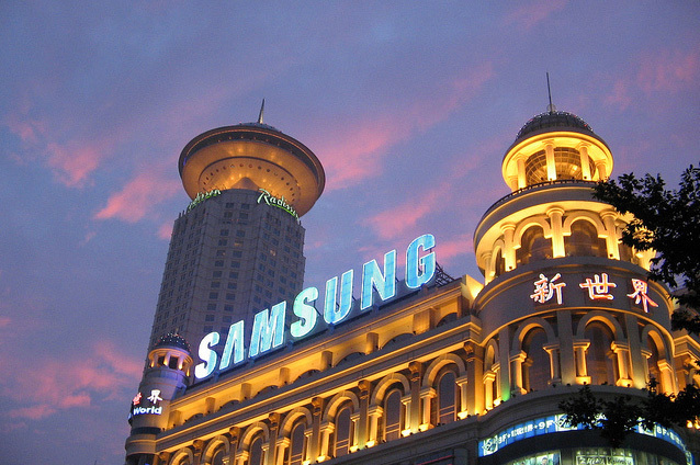 Samsung-Logo-Building-1-4.jpg
