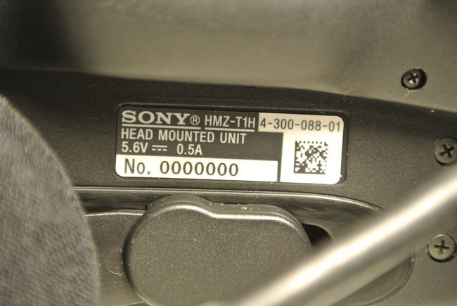 Sony_HMZ-T1_number.jpg