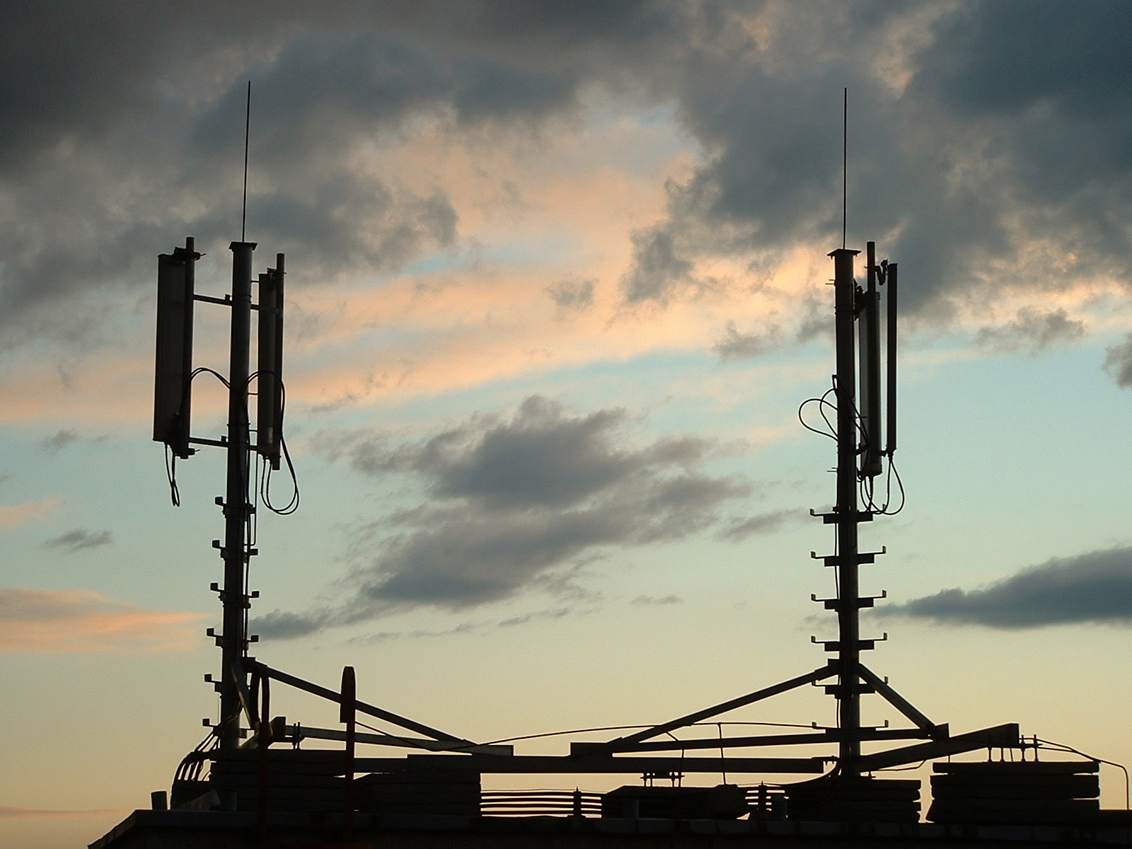 antennas-1252383 antennas-1252383