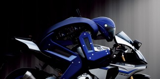 Yamaha robot pilote