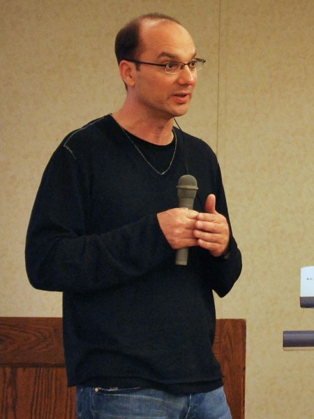 Essential Phone : Andy Rubin reste silencieux sur le retard de son téléphone Essential Phone : Andy Rubin reste silencieux sur le retard de son téléphone