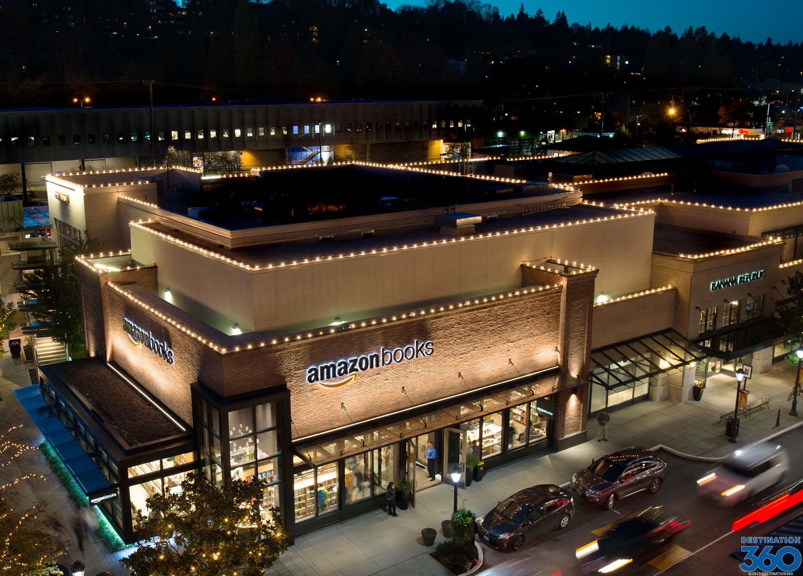 amazon-seattle-bookstore