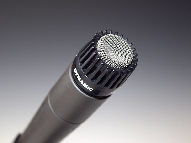 microphone-398738_1280