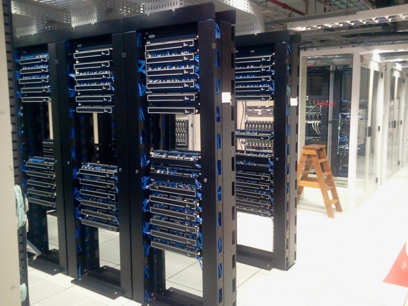 datacenter-286386_1280 datacenter-286386_1280