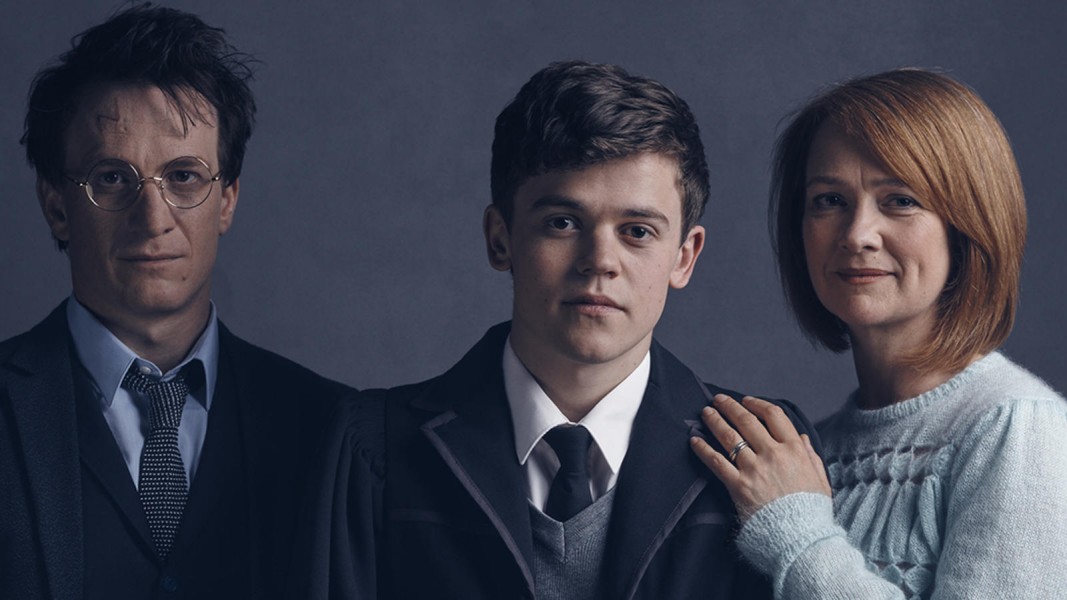 l-r-harry-potter-jamie-parker-albus-potter-sam-clemmett-ginny-potter-poppy-miller-hero l-r-harry-potter-jamie-parker-albus-potter-sam-clemmett-ginny-potter-poppy-miller-hero