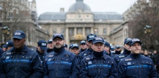 policiers