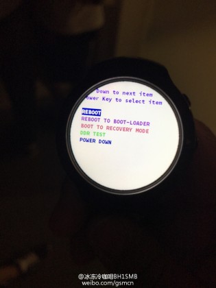 montre htc 01 315x420 - La montre connectée HTC se dévoile en photos