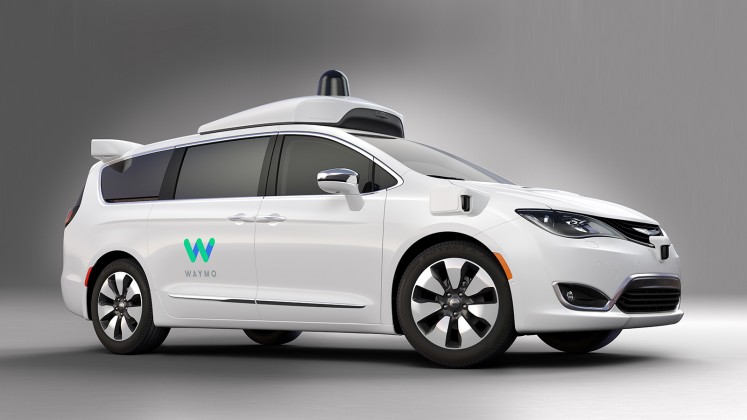 waymo chrisler 01 747x420 - Présentation des Chrysler Waymo d'Alphabet