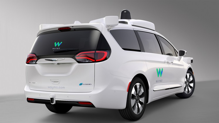 waymo chrisler 04 747x420 - Présentation des Chrysler Waymo d'Alphabet