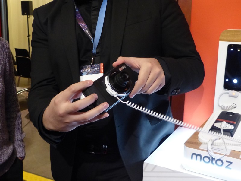 Lenovo Live Experience : Ère Numérique y était Stand Moto Z et Moto Z Play 37 800x600 - Lenovo Live Experience : Ère Numérique y était