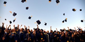 Etudiants diplômés