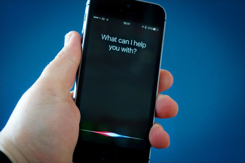 Siri Quand Siri interrompt un débat parlementaire, un moment drôle et embarrassant