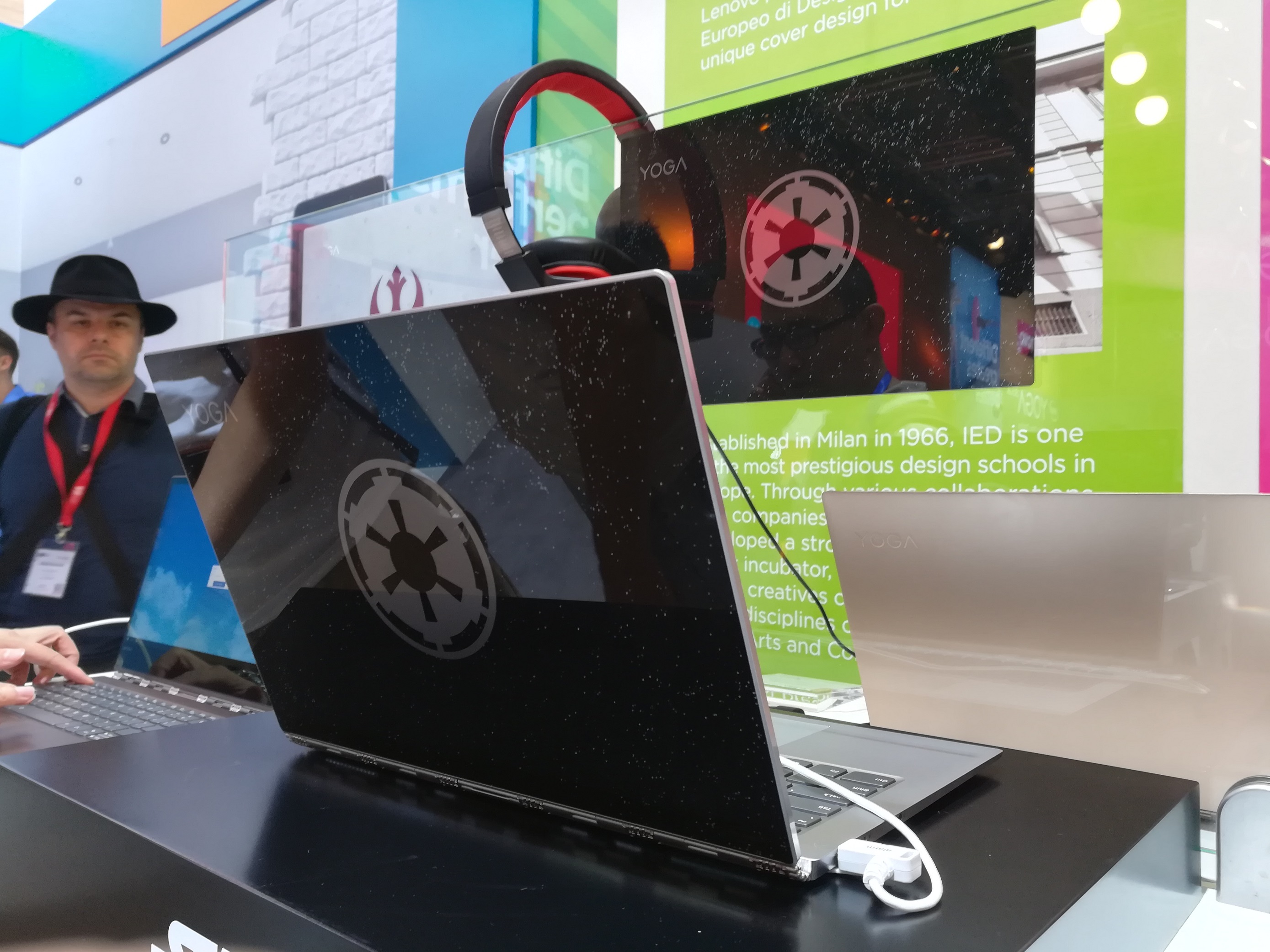 Lenovo Yoga 920 Lenovo Yoga 920