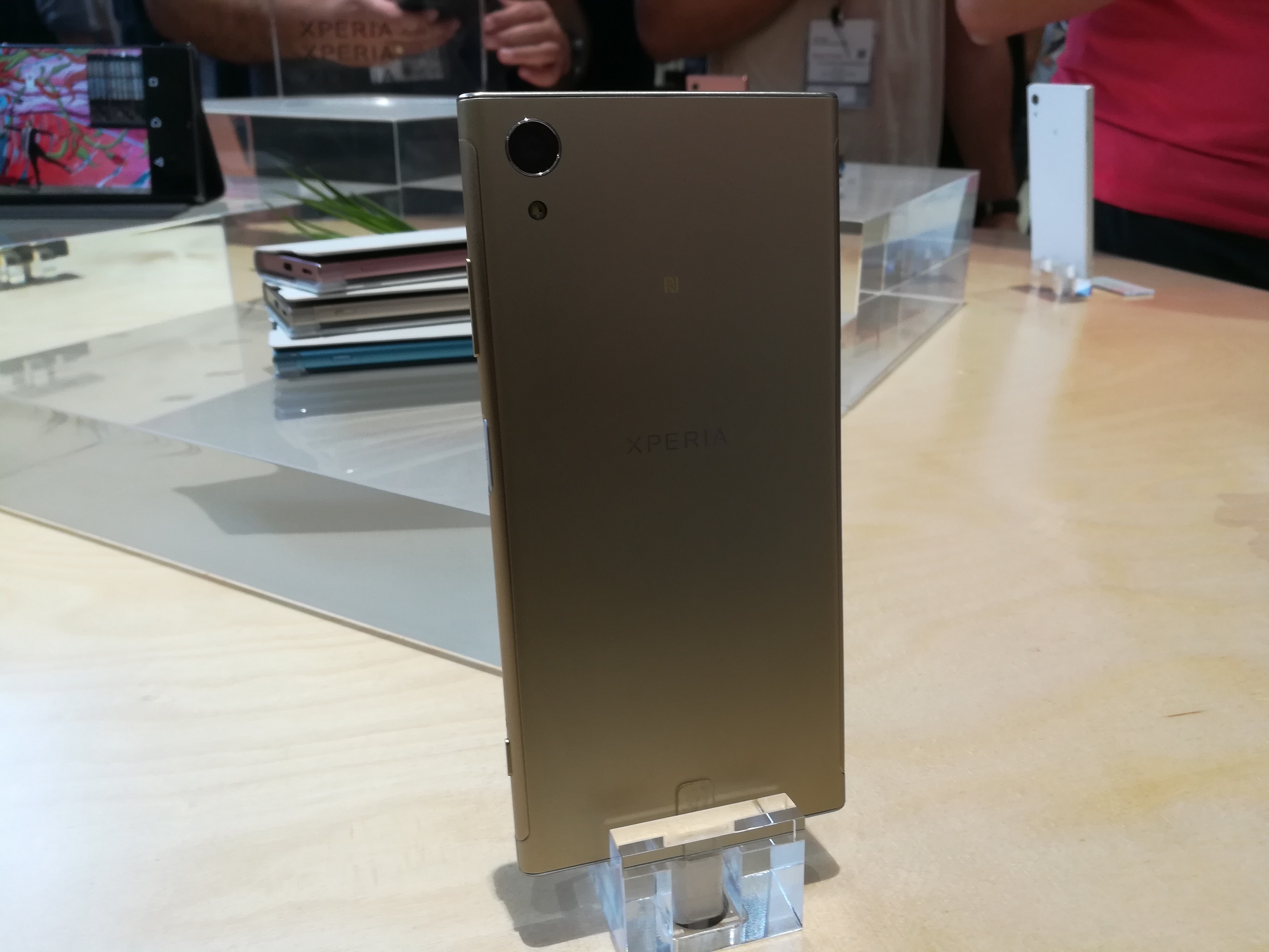Sony Xperia XA1 Plus prise en main IFA 2017 Sony Xperia XA1 Plus prise en main IFA 2017
