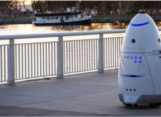 Robot
