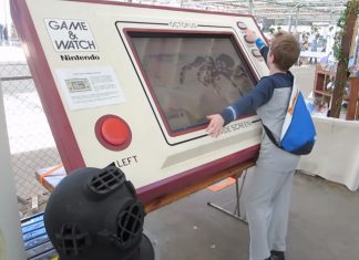 Game & Watch géante