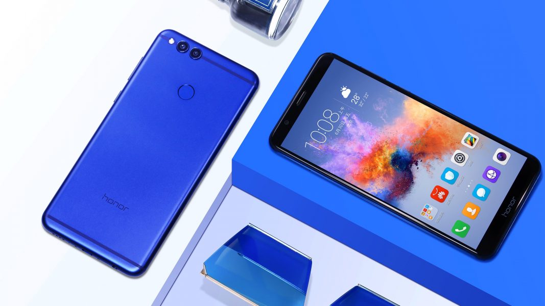 Honor 7X cadeau noel 1067x600 - Bon plan : Le Huawei Honor 7X 4G est à 185 euros sur GearBest