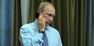 Smartphone : Vladimir Poutine avoue ne pas être connecté