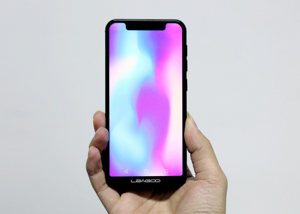 Leagoo S9, l'un des nombreux clones de l'iPhone X Voici pourquoi Samsung a perdu contre Apple au MWC (merci l' iPhone X !)