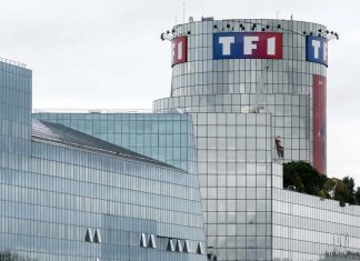 TF1