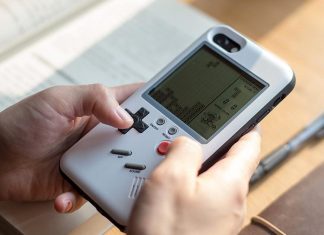 Une coque transforme votre iPhone en GameBoy jouable