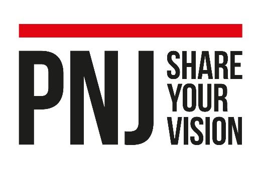 PNJ PNJ lance un drone qui se range dans une coque de smartphone