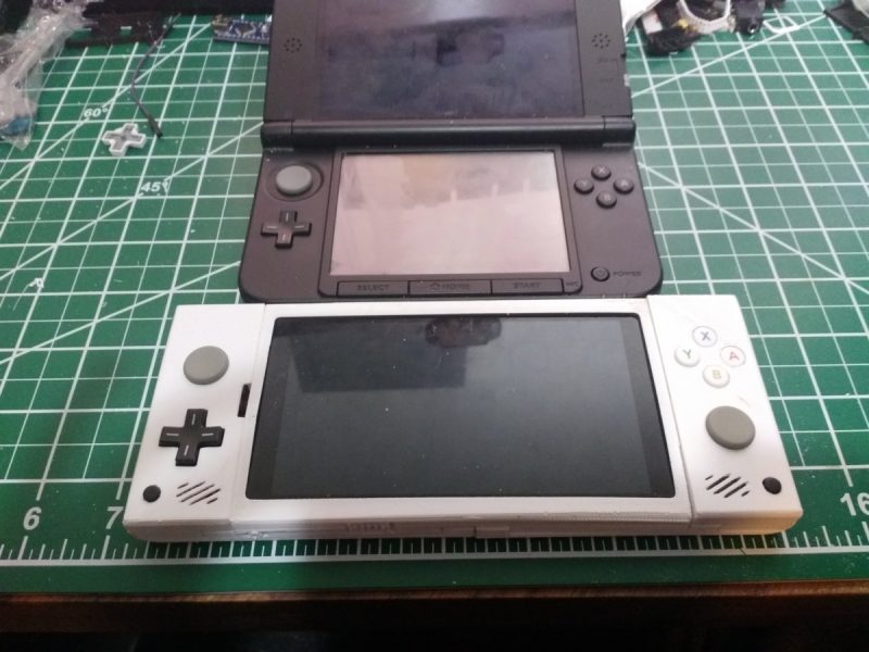 Une Nintendo 3DS qui est en fait un smartphone Un smartphone Android devient une Nintendo 3DS... ou presque