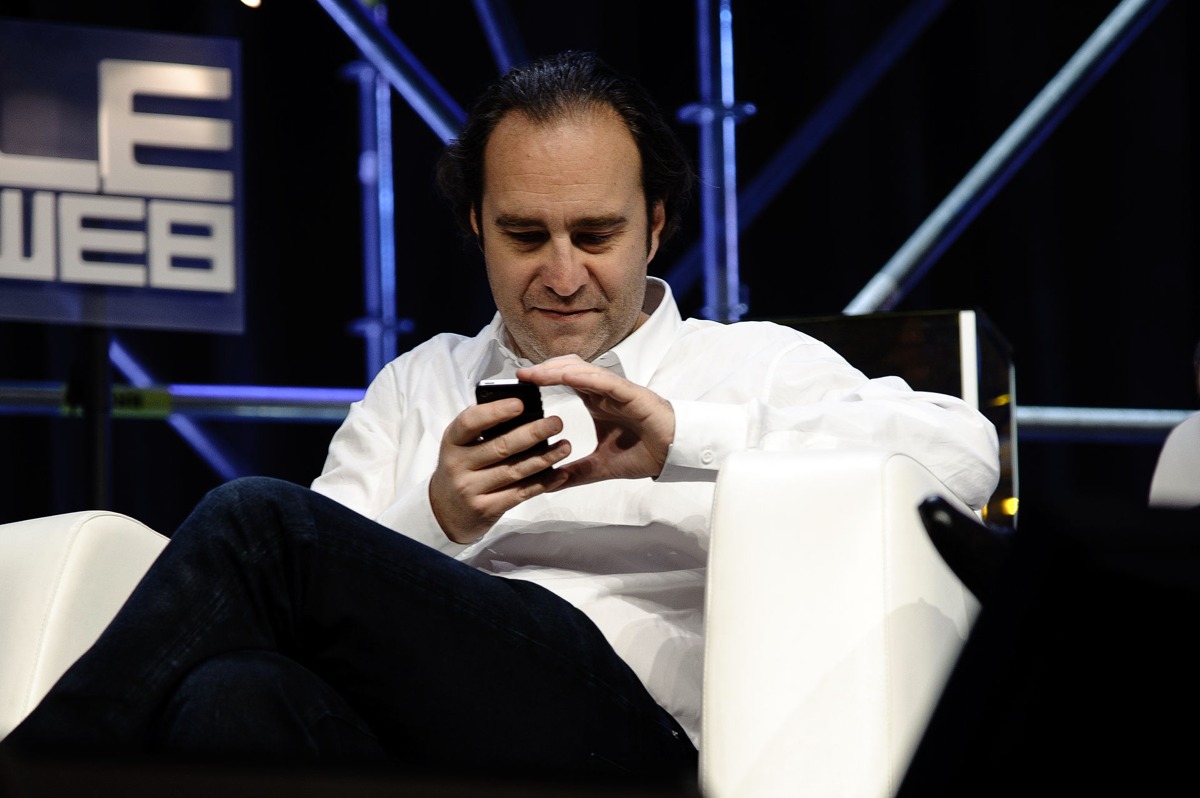 Xavier Niel a dit que la Freebox v7 serait là entre le 20 aout et octobre La Freebox v7 sera là entre le 20 août et octobre a dit Xavier Niel