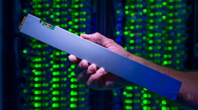 Le SSD de 32 To Intel Ruler Une révolution technologique signée Intel ?