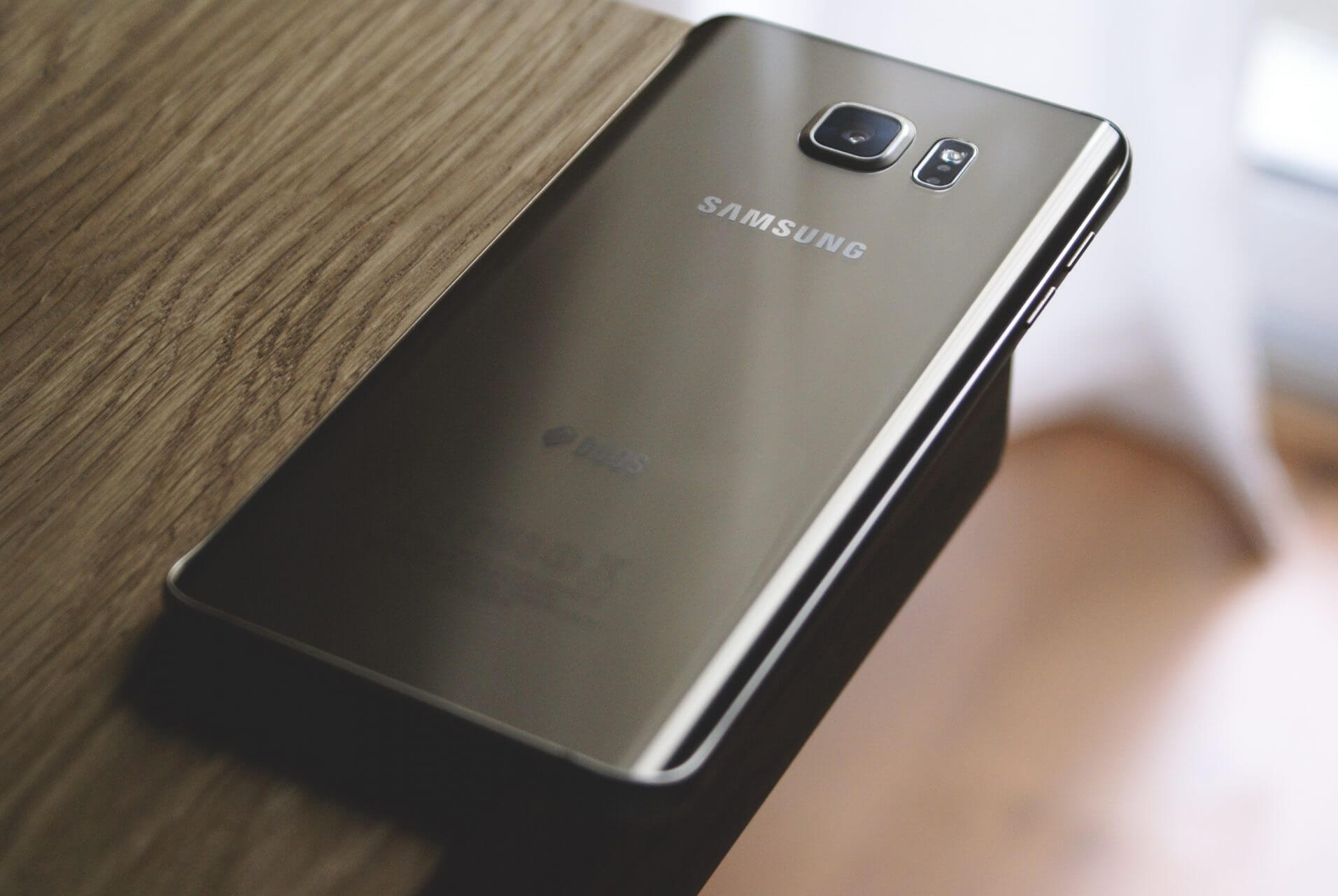 Samsung Galaxy S7 Son Galaxy S7 brûle, Samsung lui offre un Galaxy S9 en compensation