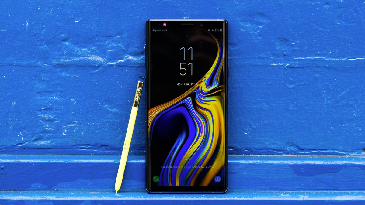 Un Galaxy Note 9 prend feu et rappelle de mauvais souvenirs Retour vers le futur : un Galaxy Note 9 prend feu