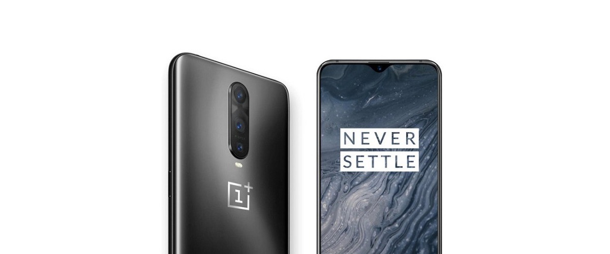 Une boutique en ligne affiche le OnePlus 6T Le OnePlus 6T apparaît sur une boutique en ligne