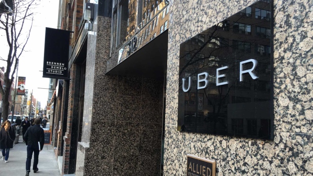 Uber va ouvrir un nouveau laboratoire à Toronto Uber ouvre un laboratoire d'intelligence artificielle au Canada