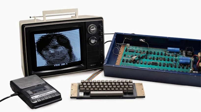 Apple 1 Un Apple 1 vendu 357 000 dollars aux enchères !