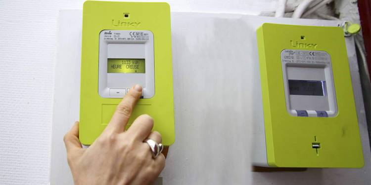 Un compteur Linky explose et cause un incendie Un compteur Linky explose et cause un incendie
