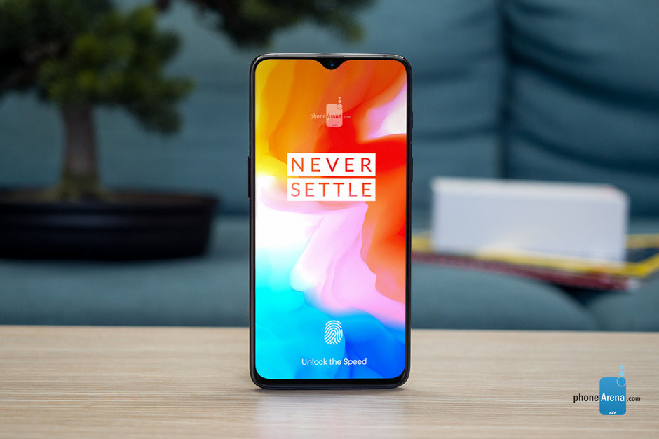 OnePlus 6T : la présentation avancée à cause de la keynote Apple OnePlus 6T : la présentation avancée à cause de la keynote Apple