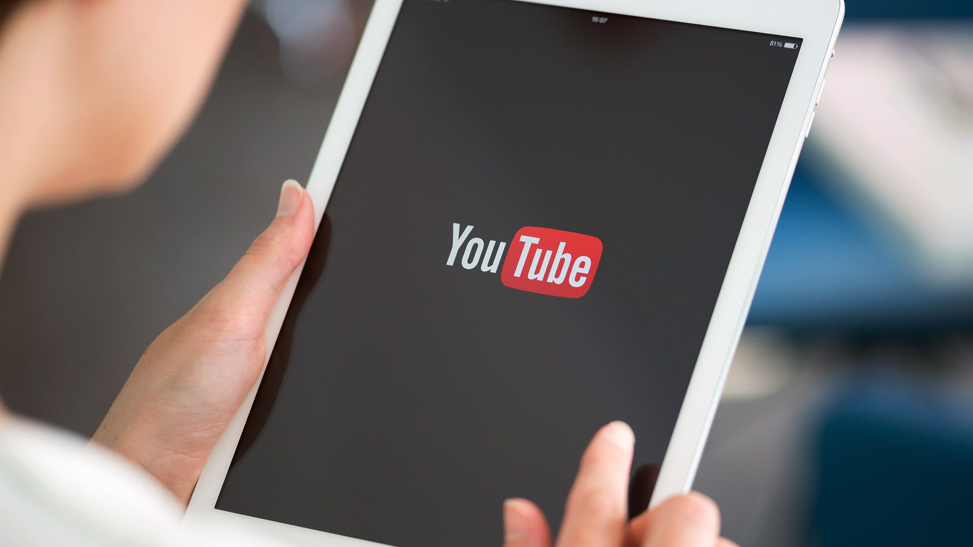 YouTube YouTube