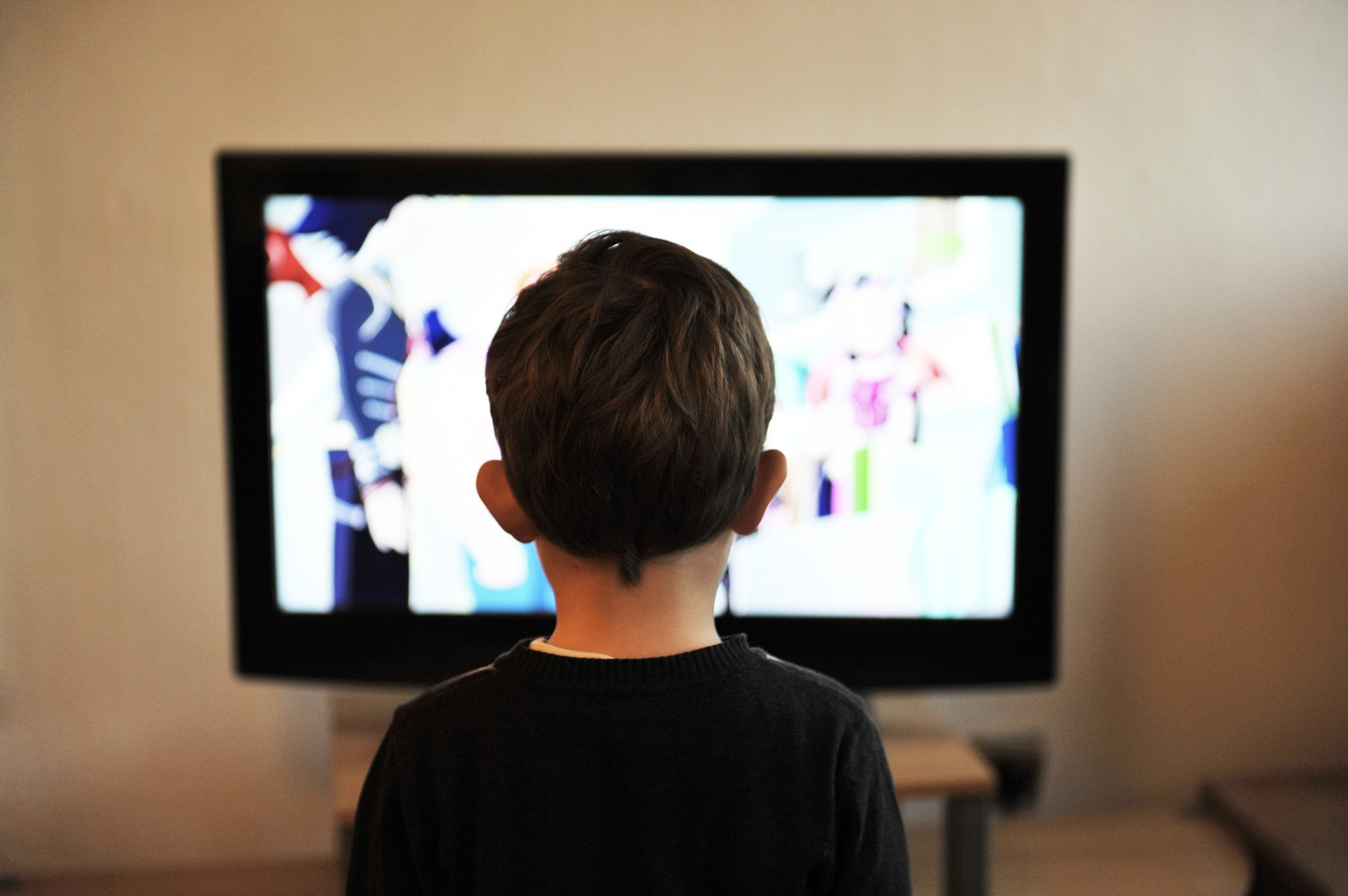 Mettre votre enfant sur YouTube, un travail forcé ?