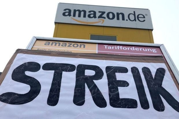Amazon Allemagne : les grèves du personnel pourraient retarder les livraisons de Noël Amazon Allemagne : les grèves du personnel pourraient retarder les livraisons de Noël
