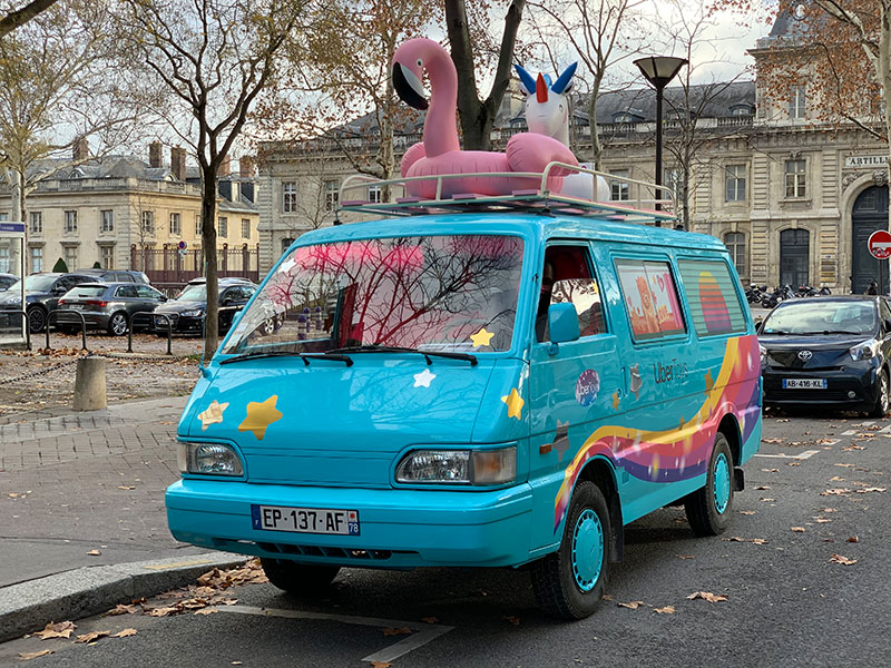 Uber lâche 6 nouveaux véhicules dans Paris Uber lance un service nommé UberToys histoire de revenir en enfance