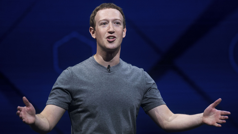 Facebook Messenger WhatsApp Instagram Facebook Messenger WhatsApp Instagram