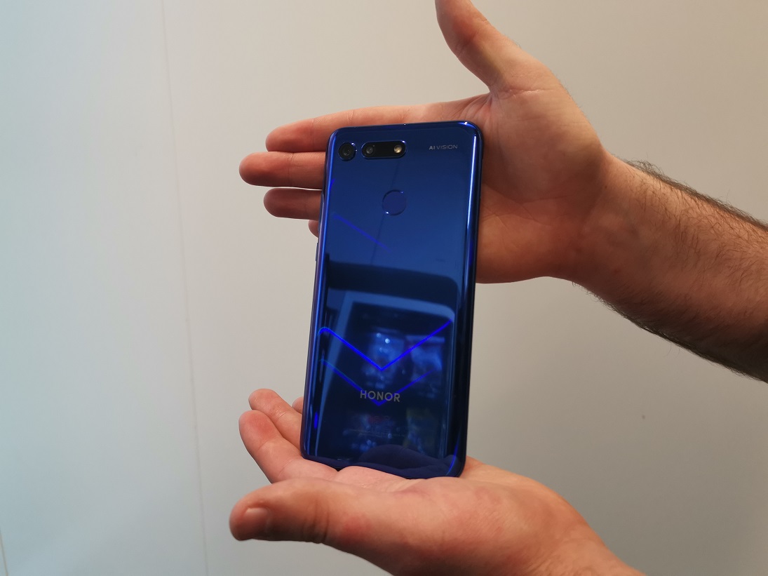 [ TEST ] Honor View 20 : un smartphone qui a ce qu'il faut pour faire son trou