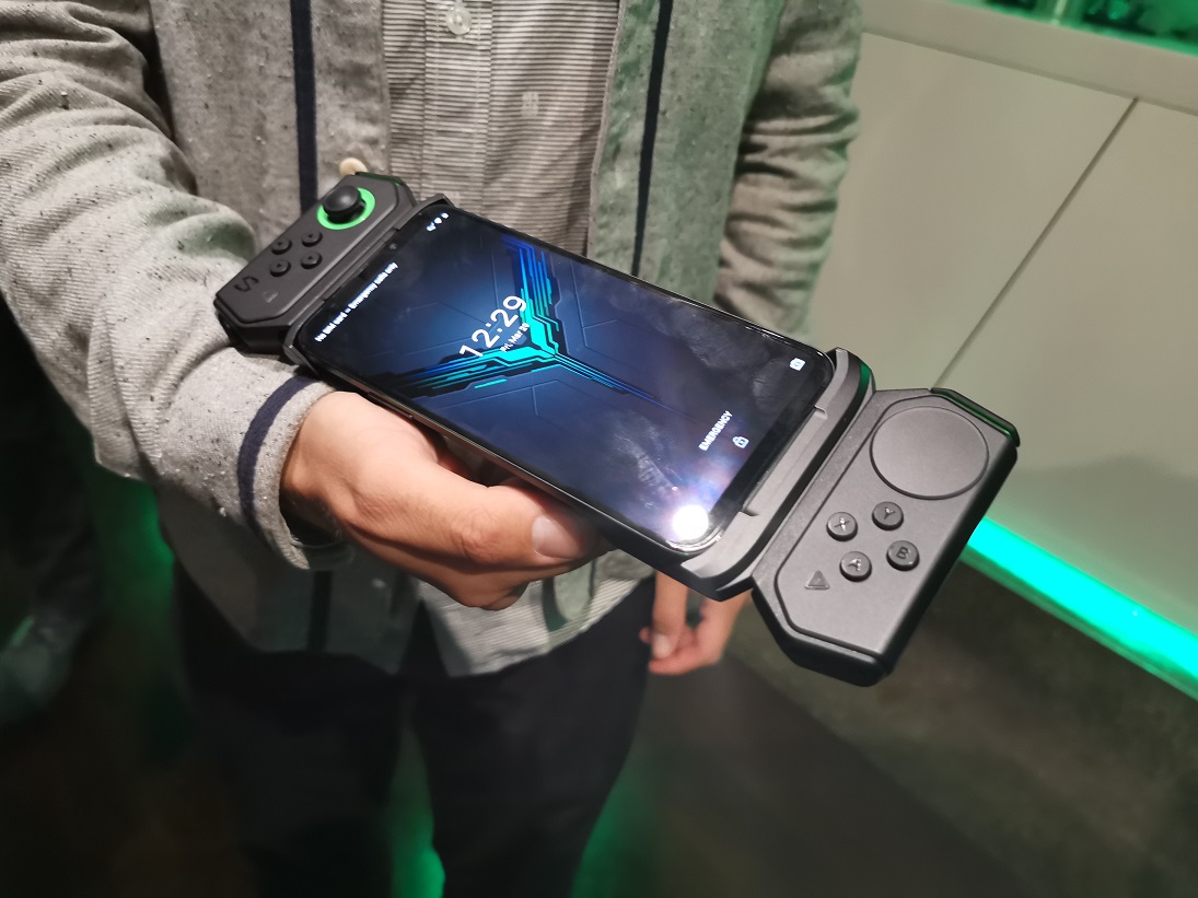 [ Prise en main ] Black Shark 2 : le smartphone gaming idéal pour jouer à PUBG ?