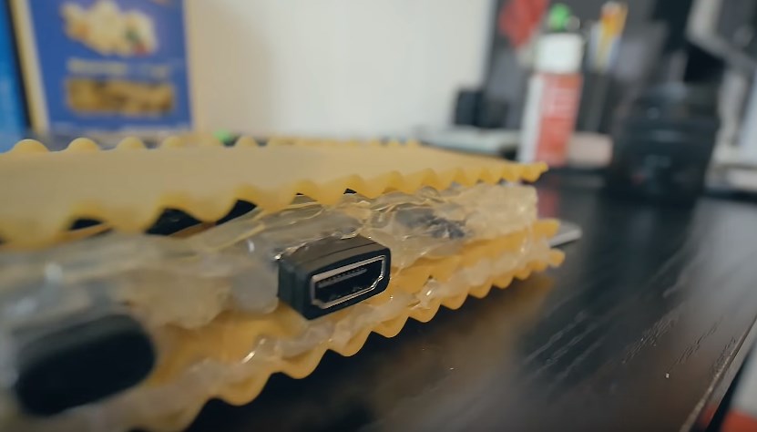 Le premier ordinateur à base de lasagnes a été confectionné par…